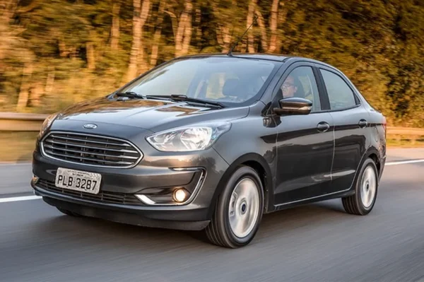 GRUPO F : FORD KA SEDAN 1.5, VOYAGE 1.6 OU SIMILAR.