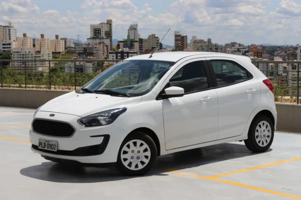 GRUPO D : FORD KA, SEDAN, VOYAGE OU SIMILAR.